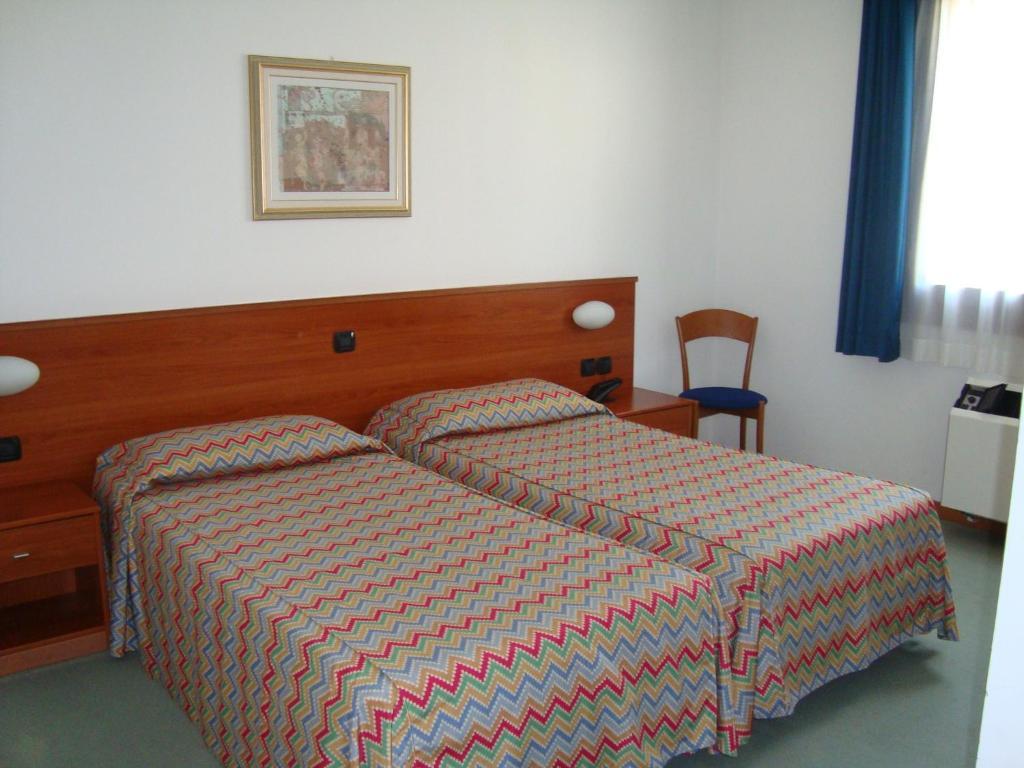 Hotel Naonis Cordenons Pokoj fotografie